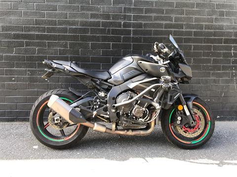 2021 Yamaha MT-10 — photo 1 of 6