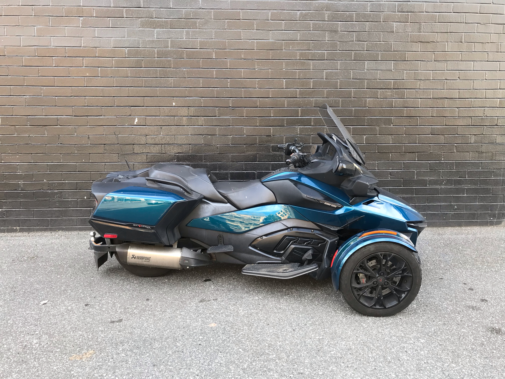 Certified Pre-Owned 2022 Can-Am Spyder RT Limited Motorcycles in