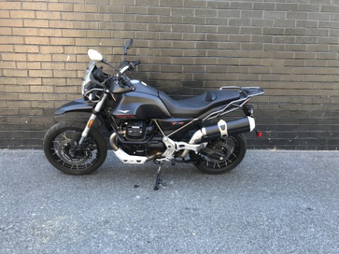 2023 Moto Guzzi V85 TT