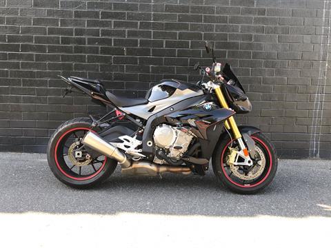 2016 BMW S 1000 R — photo 1 of 6