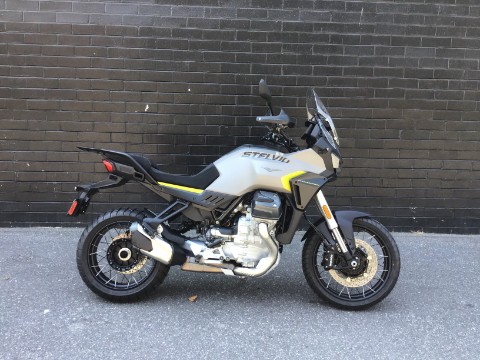 2027 Moto Guzzi Stelvio — photo 1 of 6