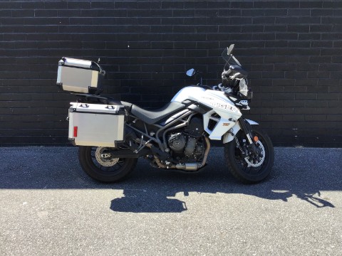 2019 Triumph Tiger 800 XRx Low — photo 1 of 6