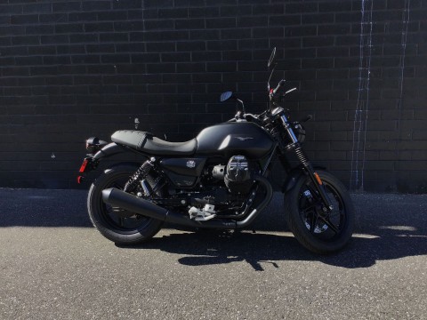 2026 Moto Guzzi V7 Stone