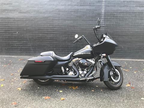 2016 Harley-Davidson Road Glide — photo 1 of 10