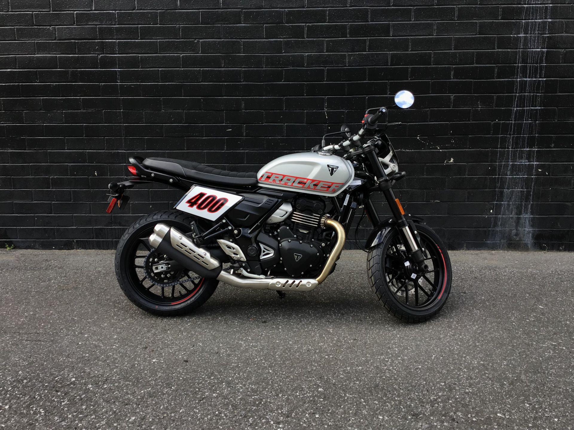オブトゥース New 2027 Triumph Tracker 400 Motorcycles in San Jose, CA | Stock