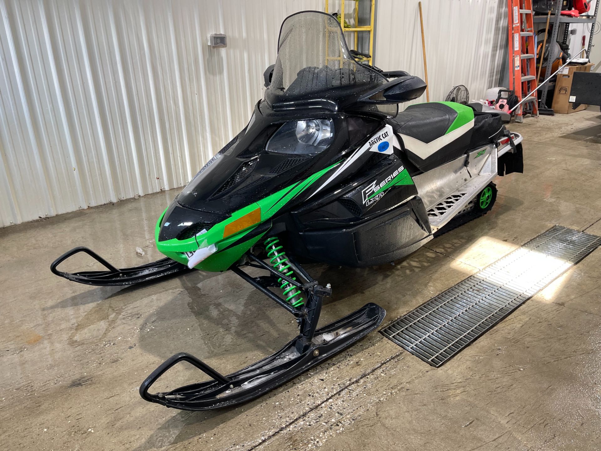 Used 2011 Arctic Cat Z1™ LXR, Turner ME | Specs, Price, Photos