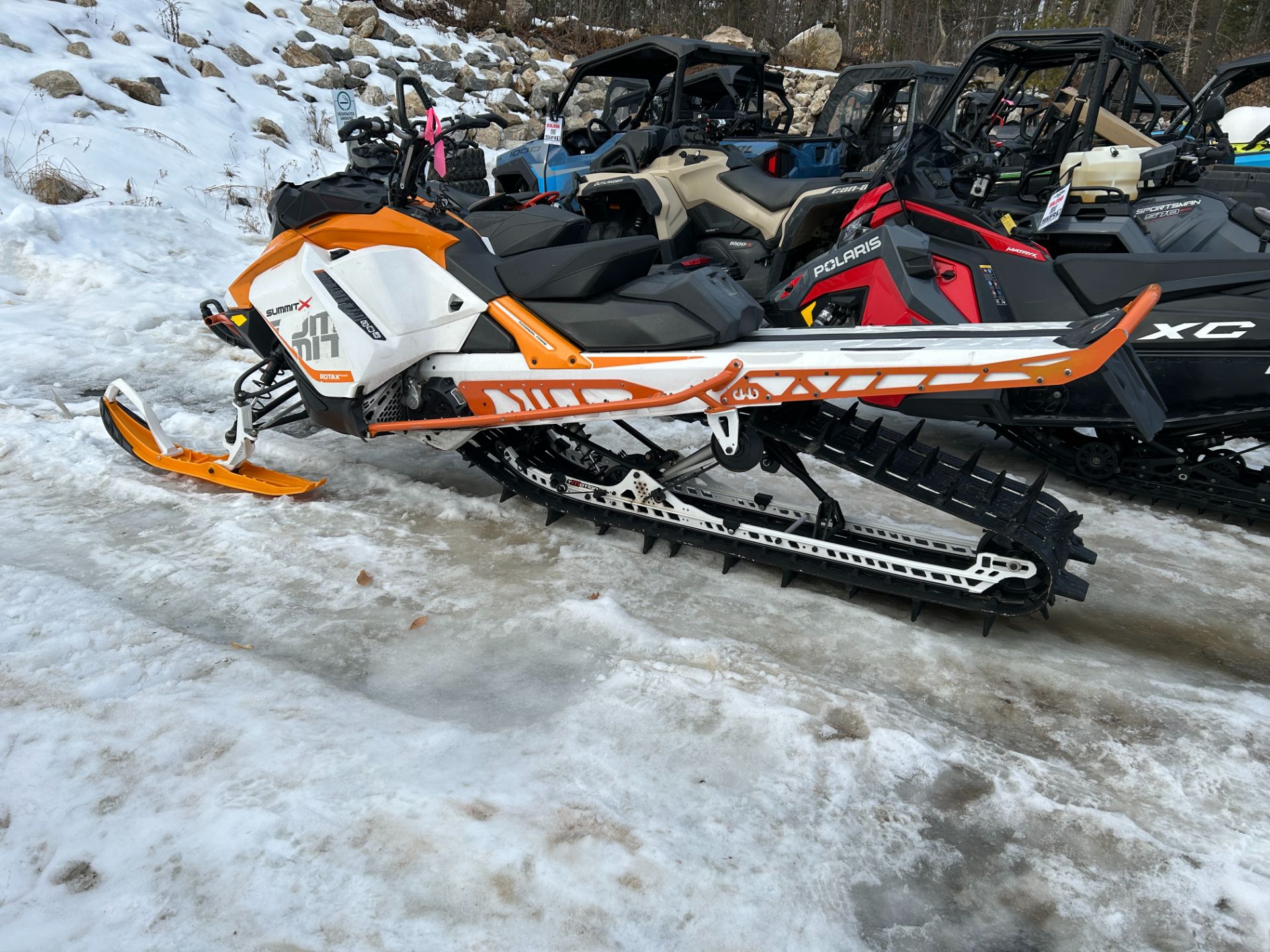 Used 2017 Ski-Doo Summit X 850 E-TEC 165” Snowmobile w/Reverse