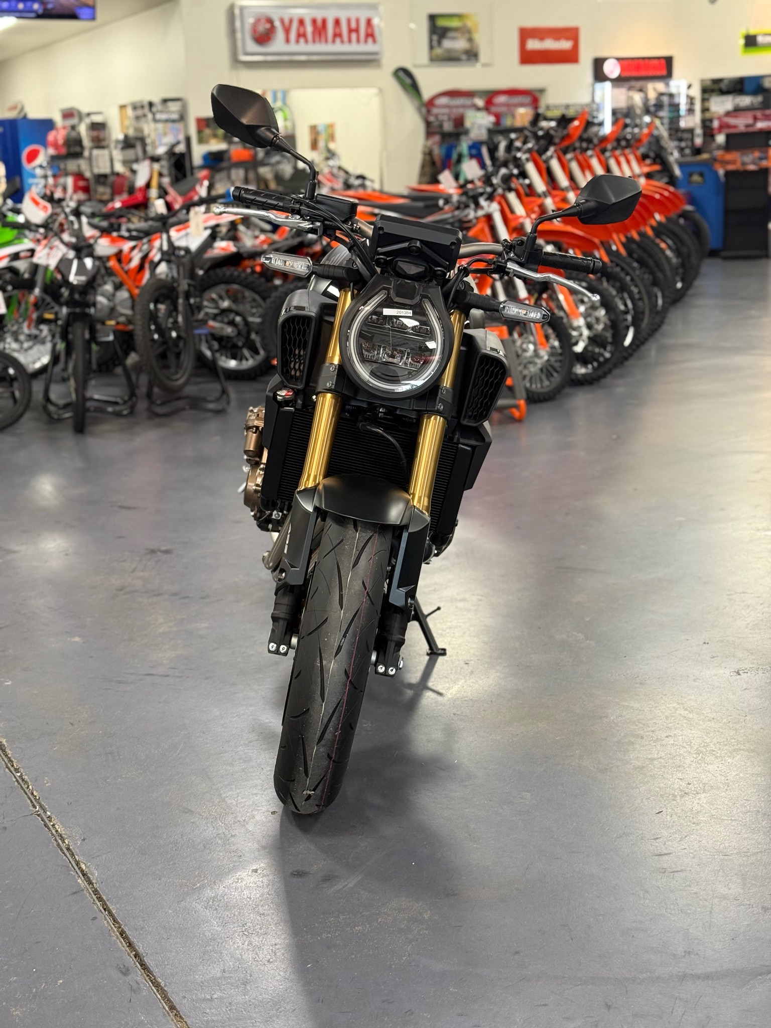 2026 CB650R E-Clutch