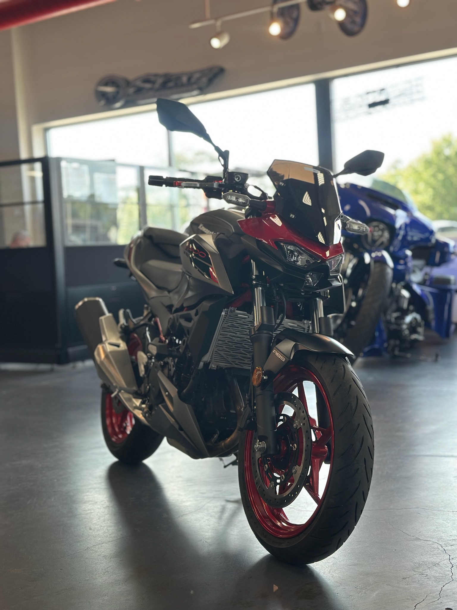 2025 Z500 SE ABS