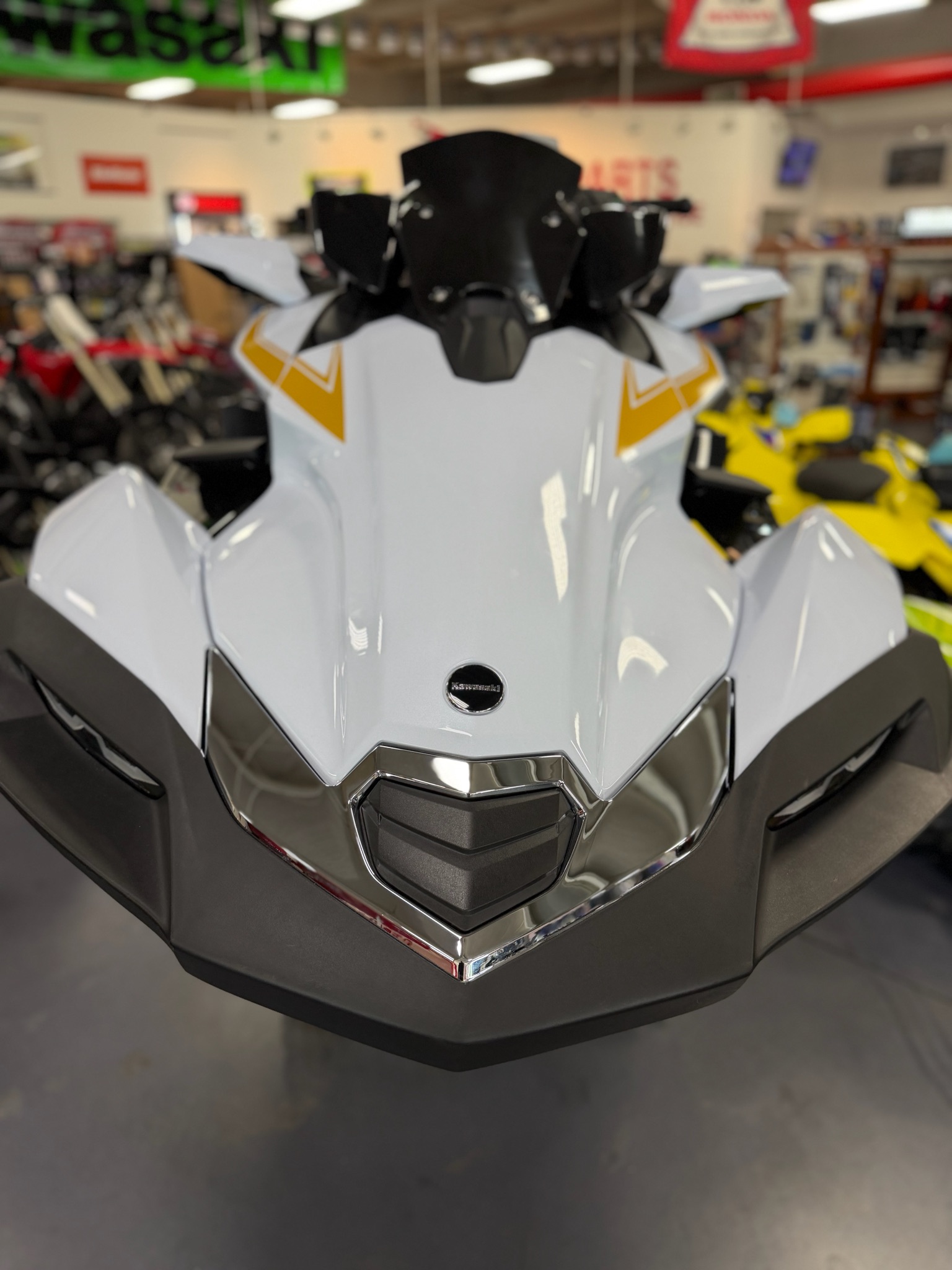 2026 Kawasaki Jet Ski® Ultra® 160LX 3