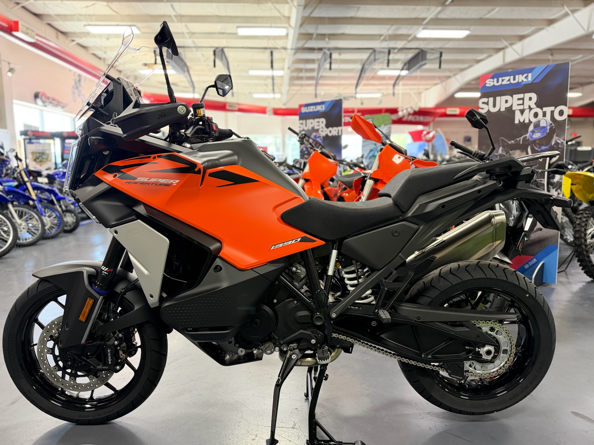 2027 KTM 1390 Super Adventure S EVO 2