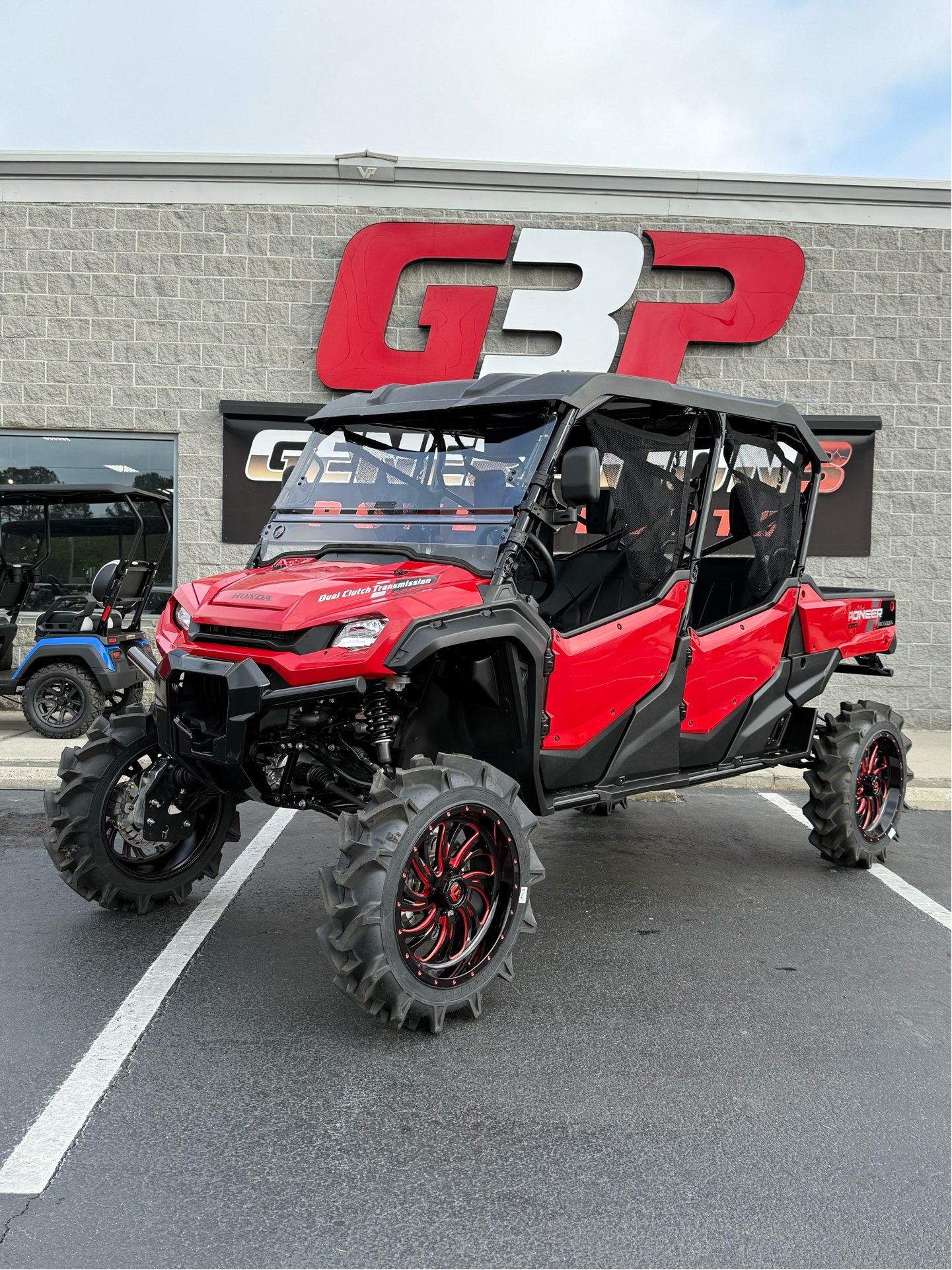 New 2025 Honda Pioneer 1000-6 Deluxe Crew, Florence SC | Specs