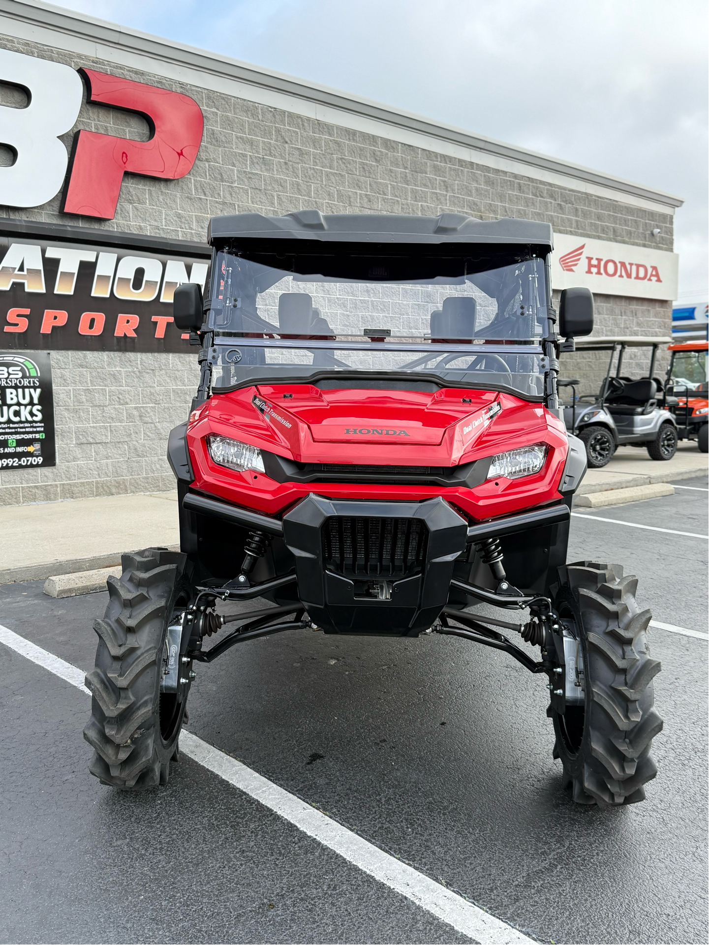 New 2025 Honda Pioneer 1000-6 Deluxe Crew, Florence SC | Specs