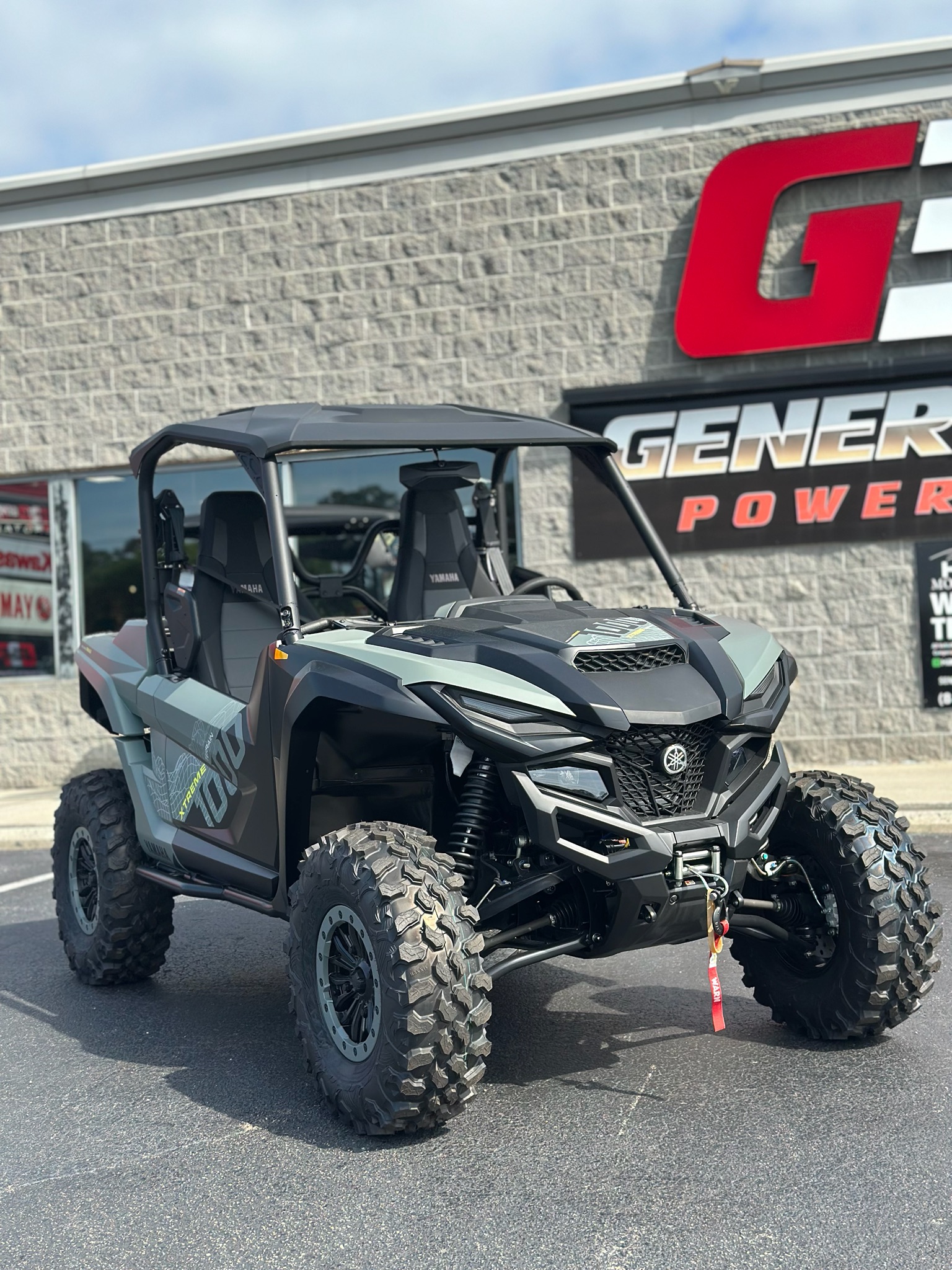 2026 Wolverine RMAX2 1000 XT-R