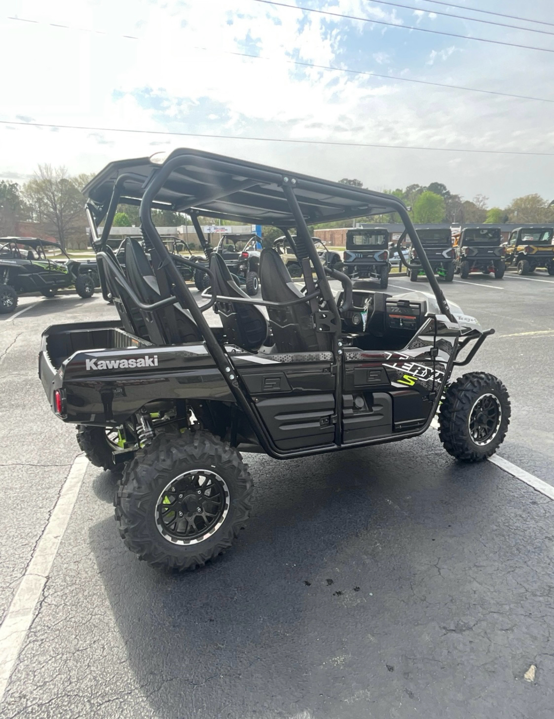 ✨新品未使用✨ブラックSサイズ！decollte_accessory New 2025 Kawasaki Teryx4 S LE, Florence SC | Specs, Price, Photos