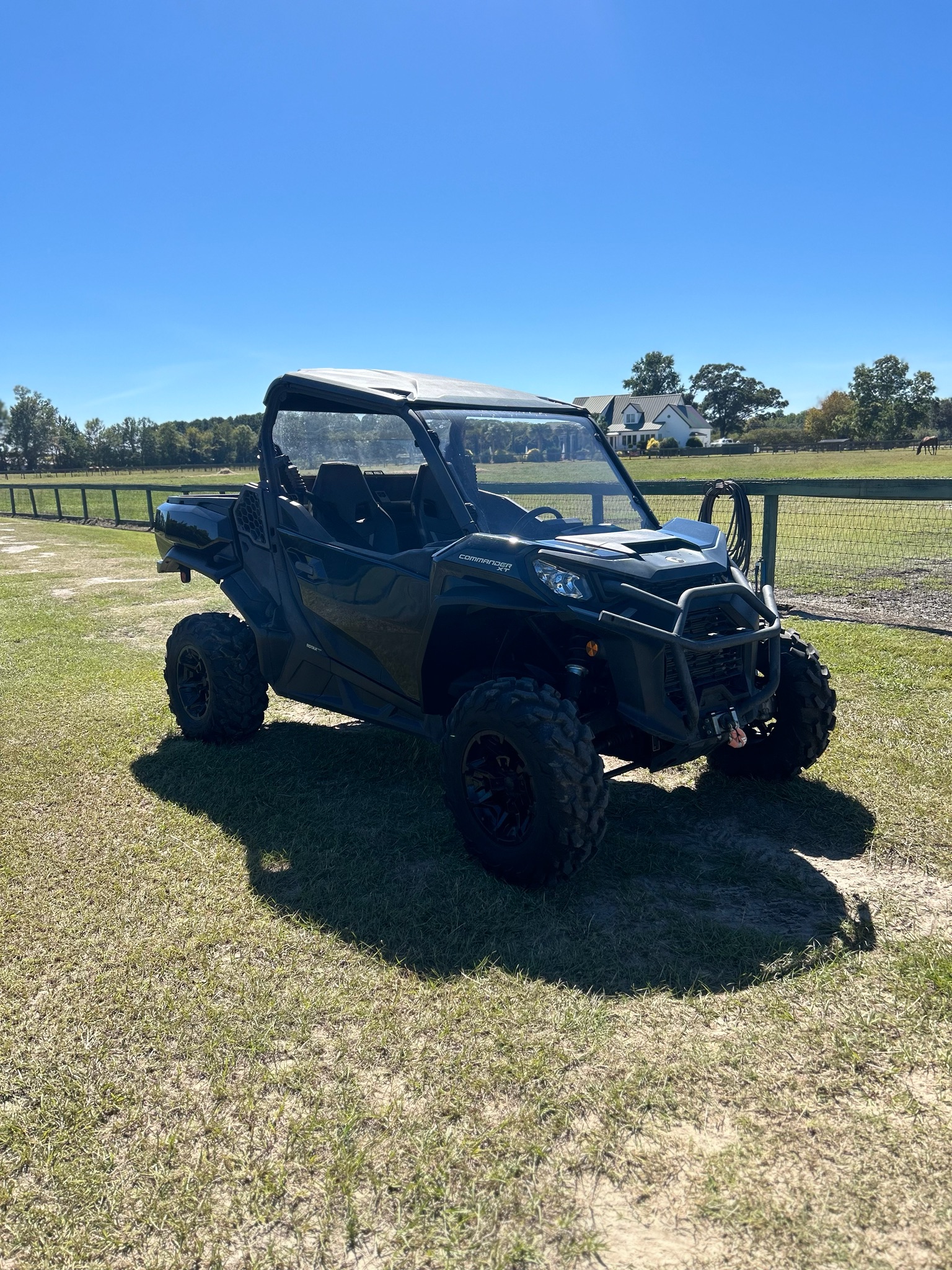 2023 Can-Am Commander XT 700 for sale 1077874