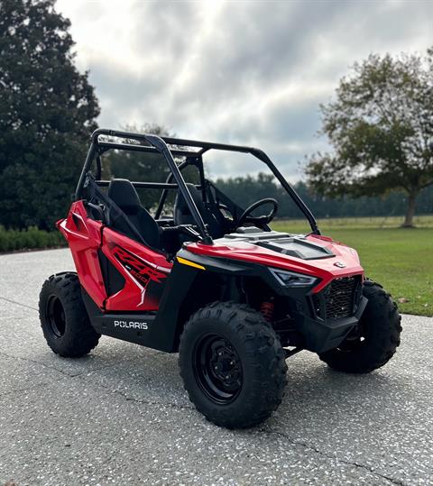 2025 Polaris RZR 200 EFI
