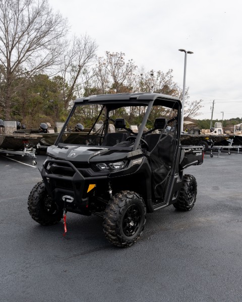 2026 Can-Am Defender DPS HD9