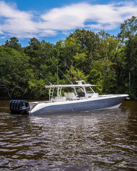 2018 Everglades 435 — photo 1 of 46