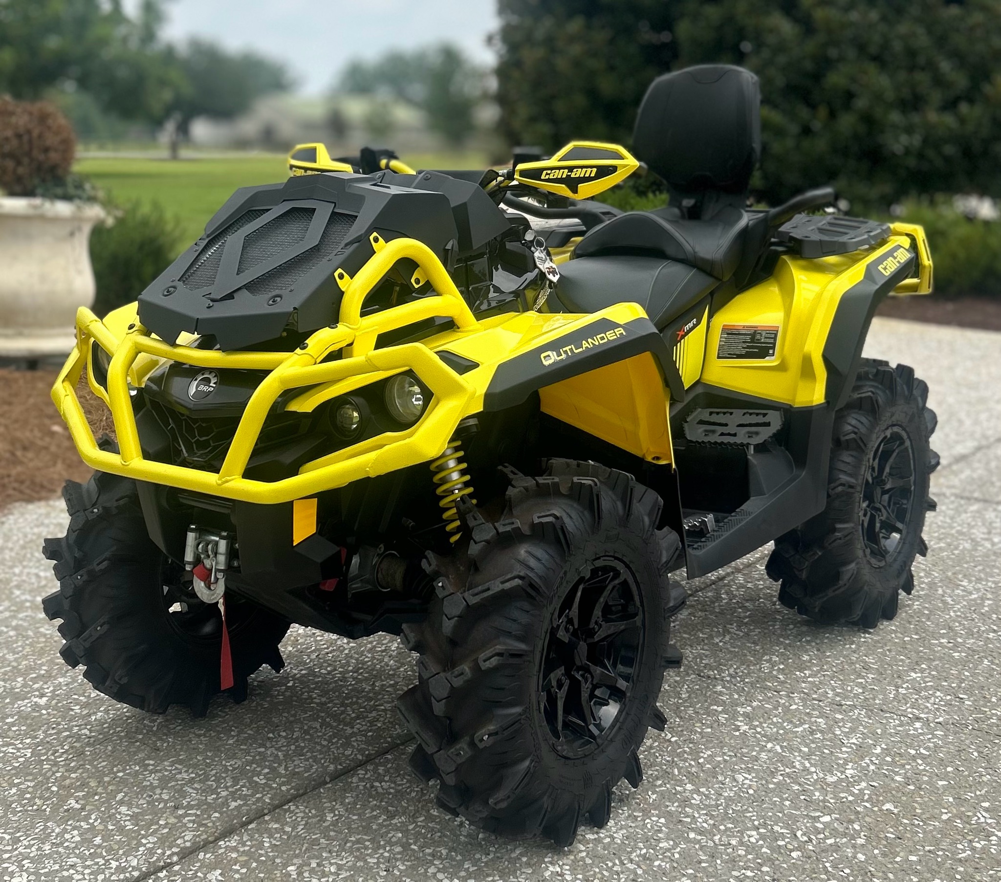 2019 Can-Am™ Outlander X mr 1000R 2