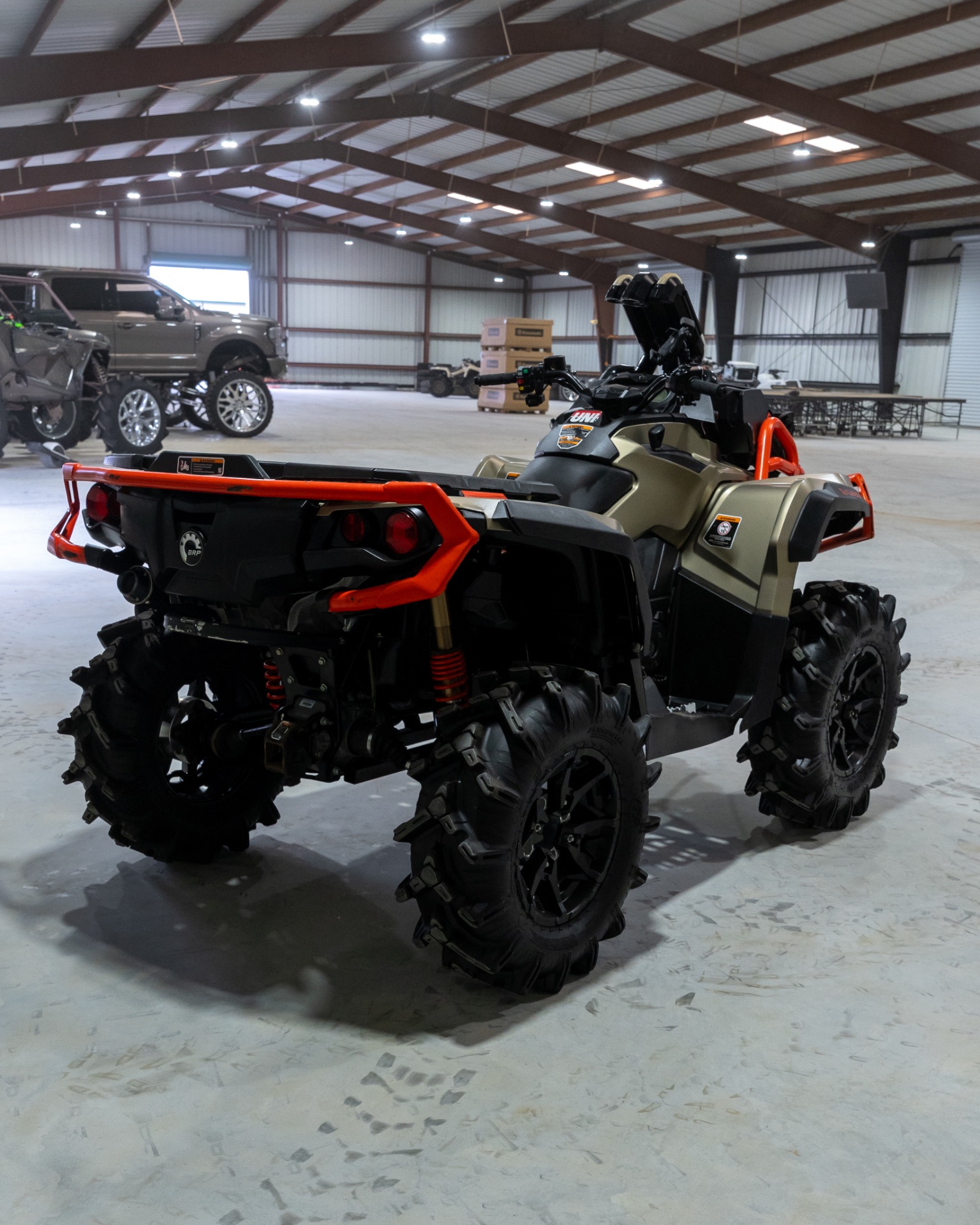 Used 2023 Can-Am Outlander X MR 1000R Liquid Titanium / Can-Am Red | ATVs  in Florence SC | CAN003049