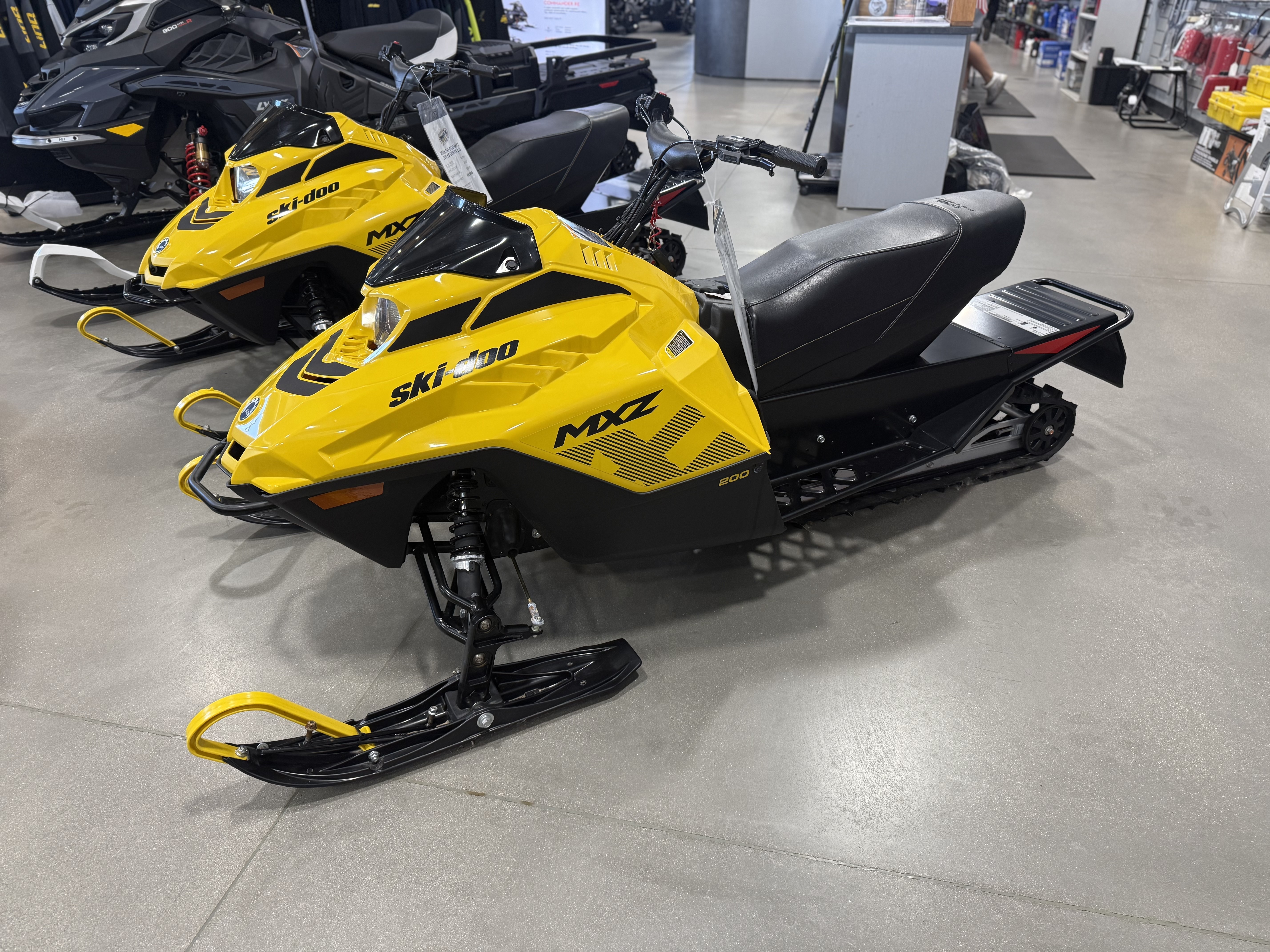 New 2025 Ski-Doo MXZ 200 ES Cobra 1.0 | Snowmobiles in Suamico WI