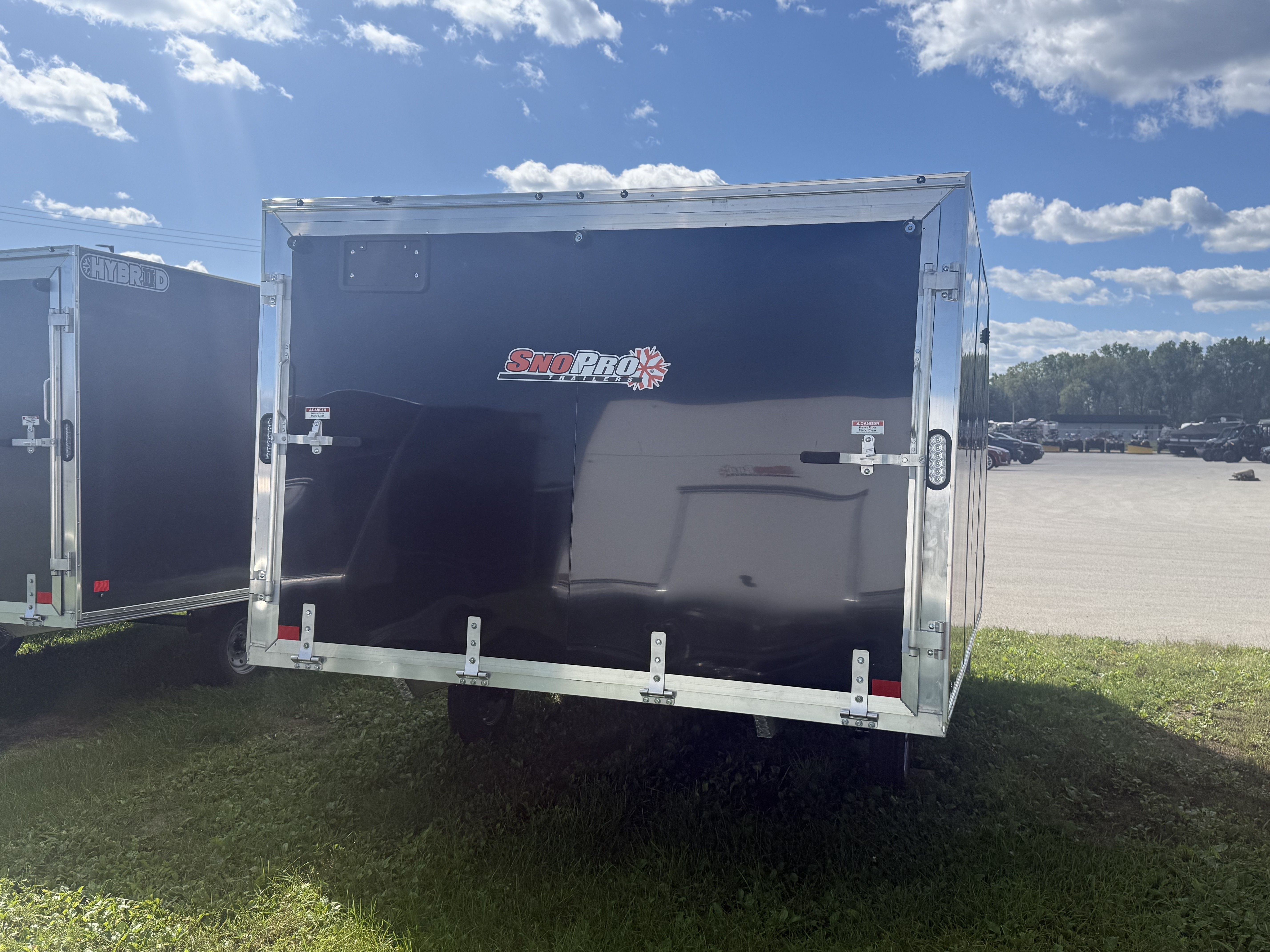 2027 Sno Pro HYBRID photo 3