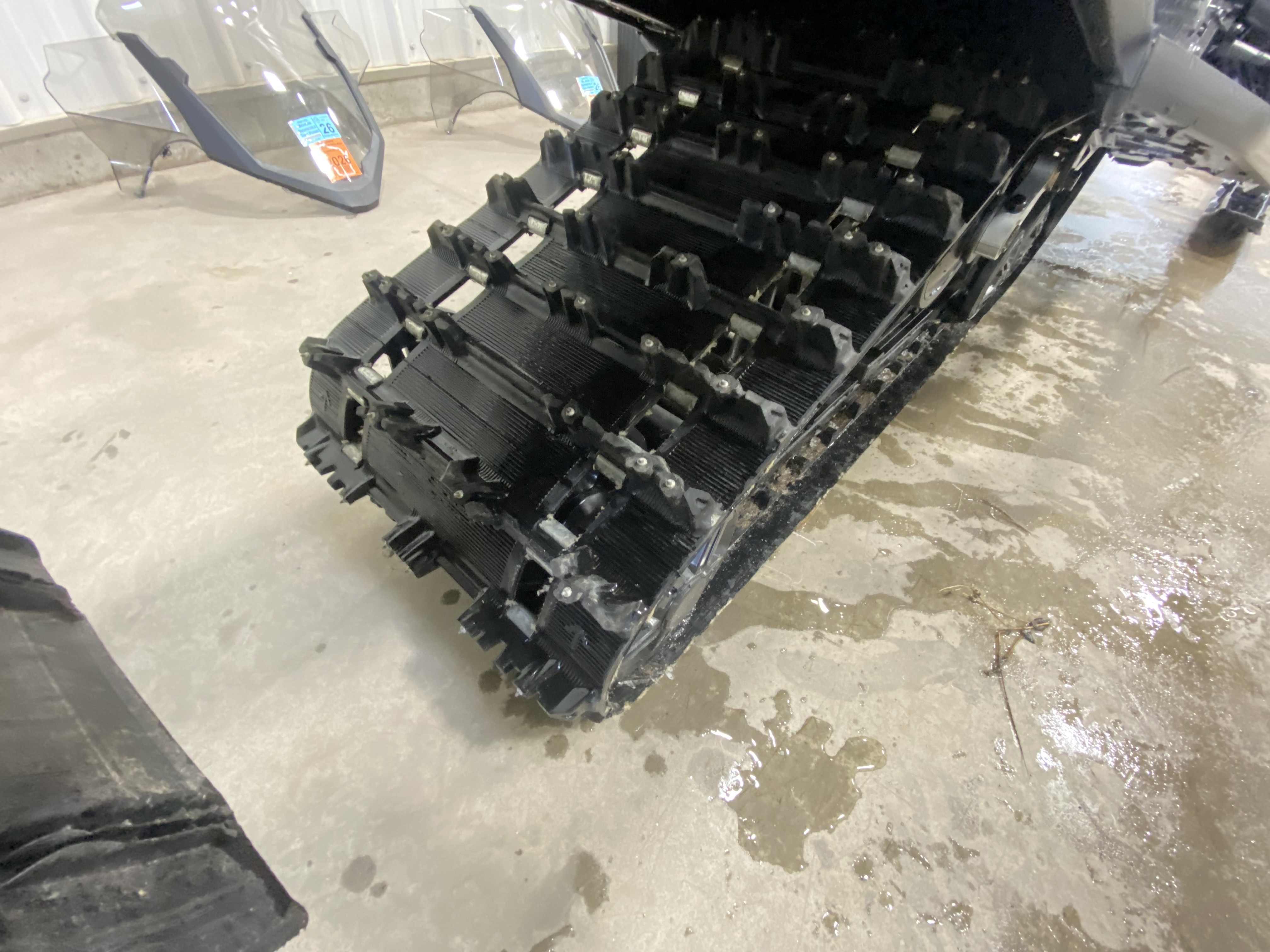 2024 Ski-Doo MXZ X-RS 137 850 E-TEC ES Ripsaw 1.25 4
