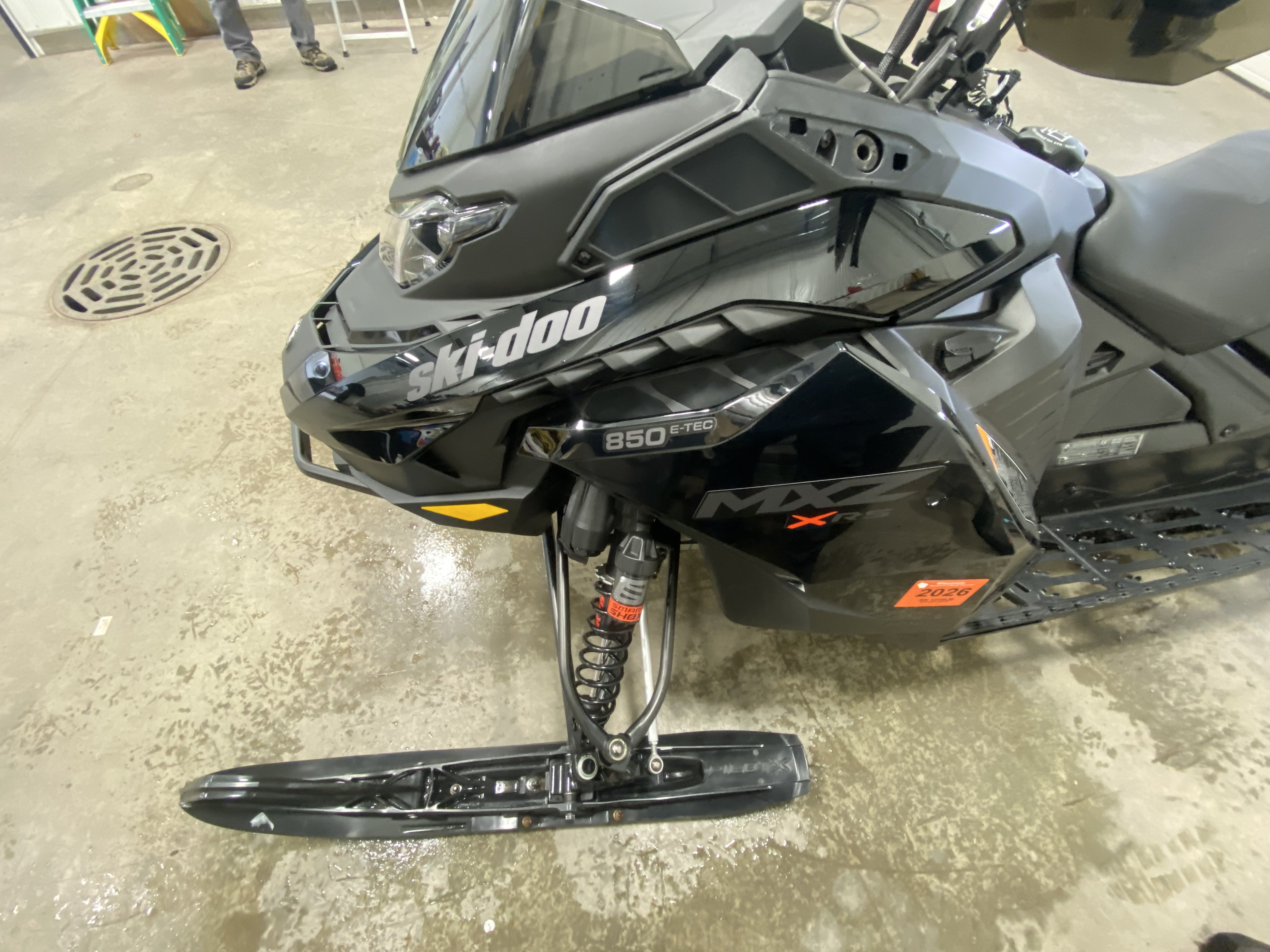 2024 Ski-Doo MXZ X-RS 137 850 E-TEC ES Ripsaw 1.25 5
