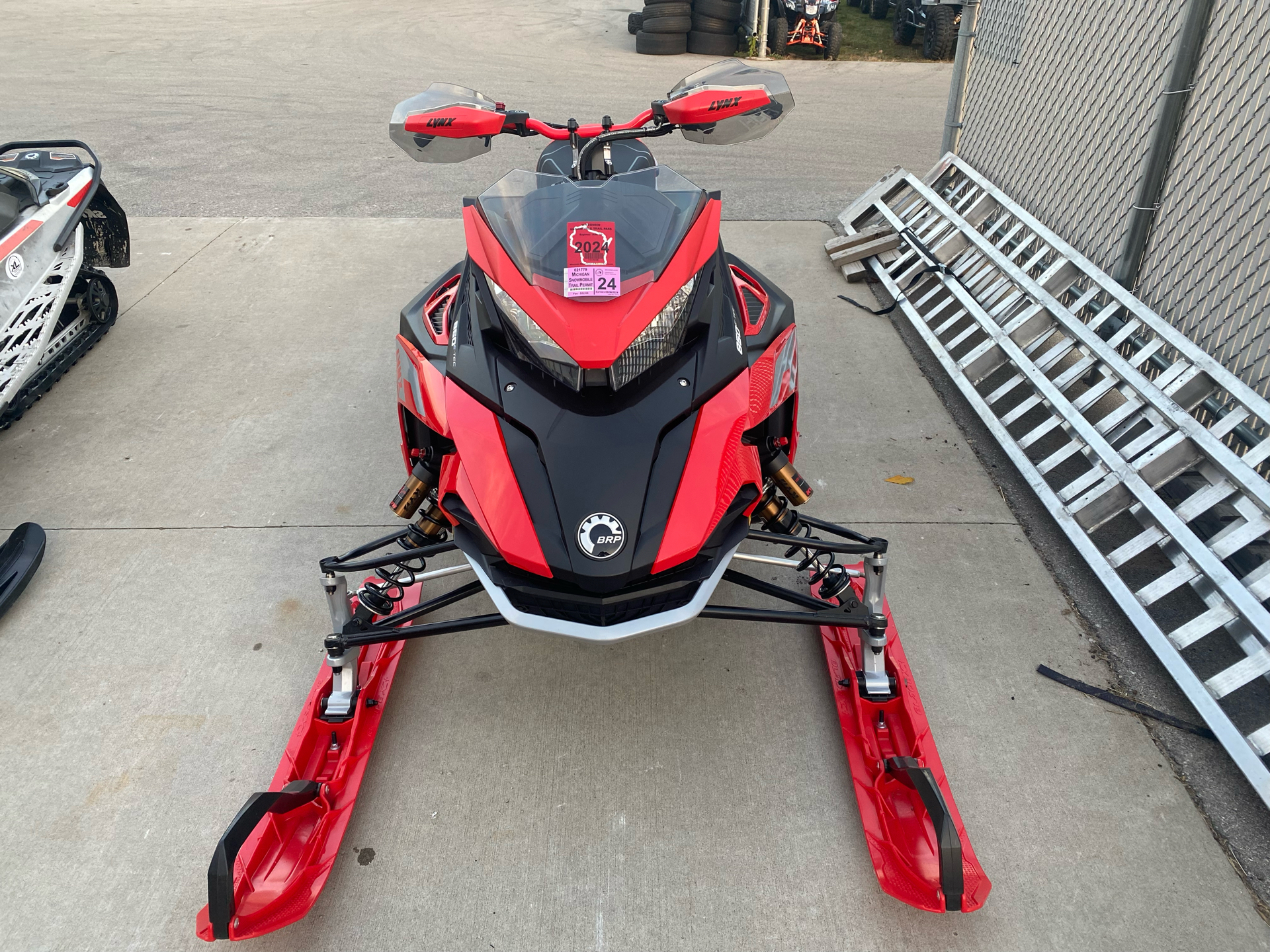 Used 2022 LYNX RAVE RE 850 E-TEC Ice Ripper XT 1.5 M.S./E.S.