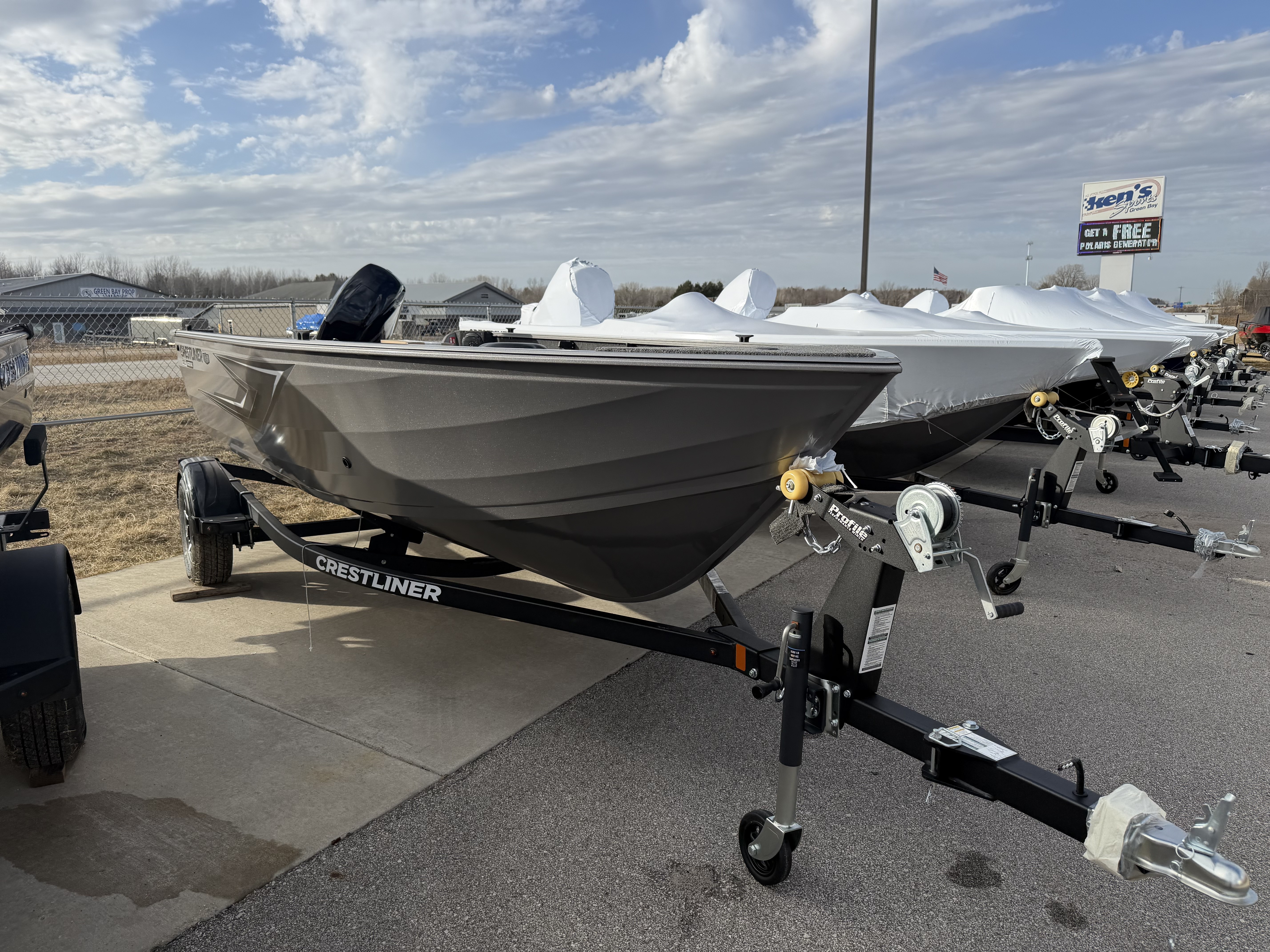 2026 Crestliner photo 8