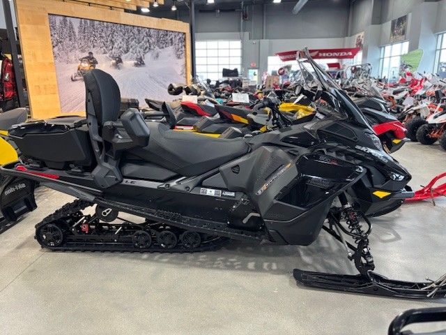 2026 Ski-Doo Grand Touring photo 3