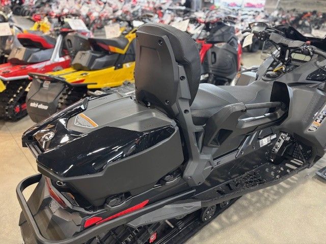 2026 Ski-Doo Grand Touring photo 4