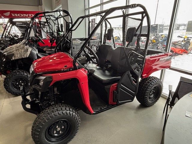 2025 Honda Pioneer 520 2