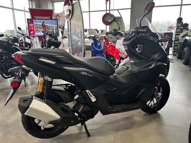 2025 Honda ADV160 2