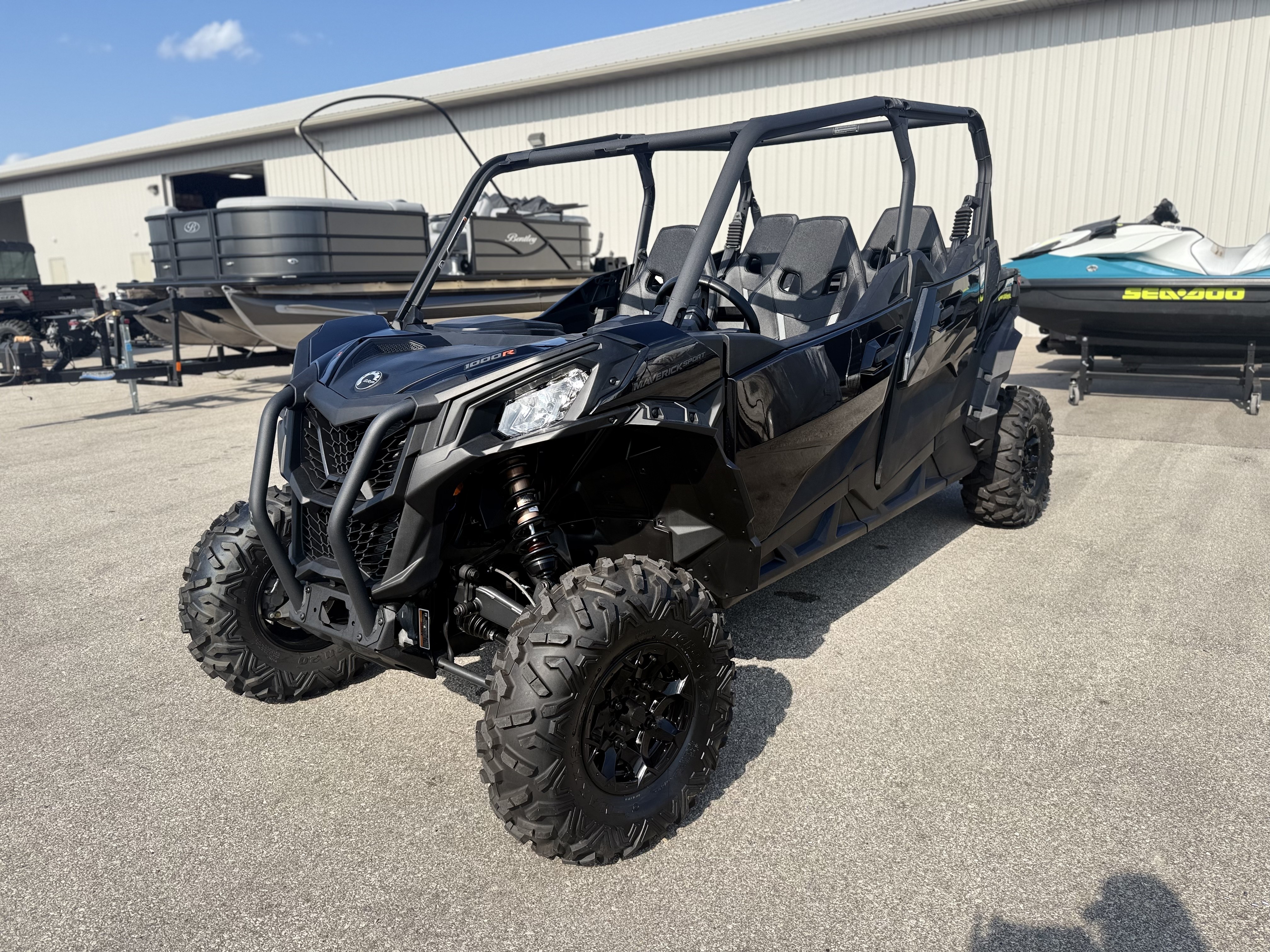 2026 Can-Am Maverick Sport MAX DPS