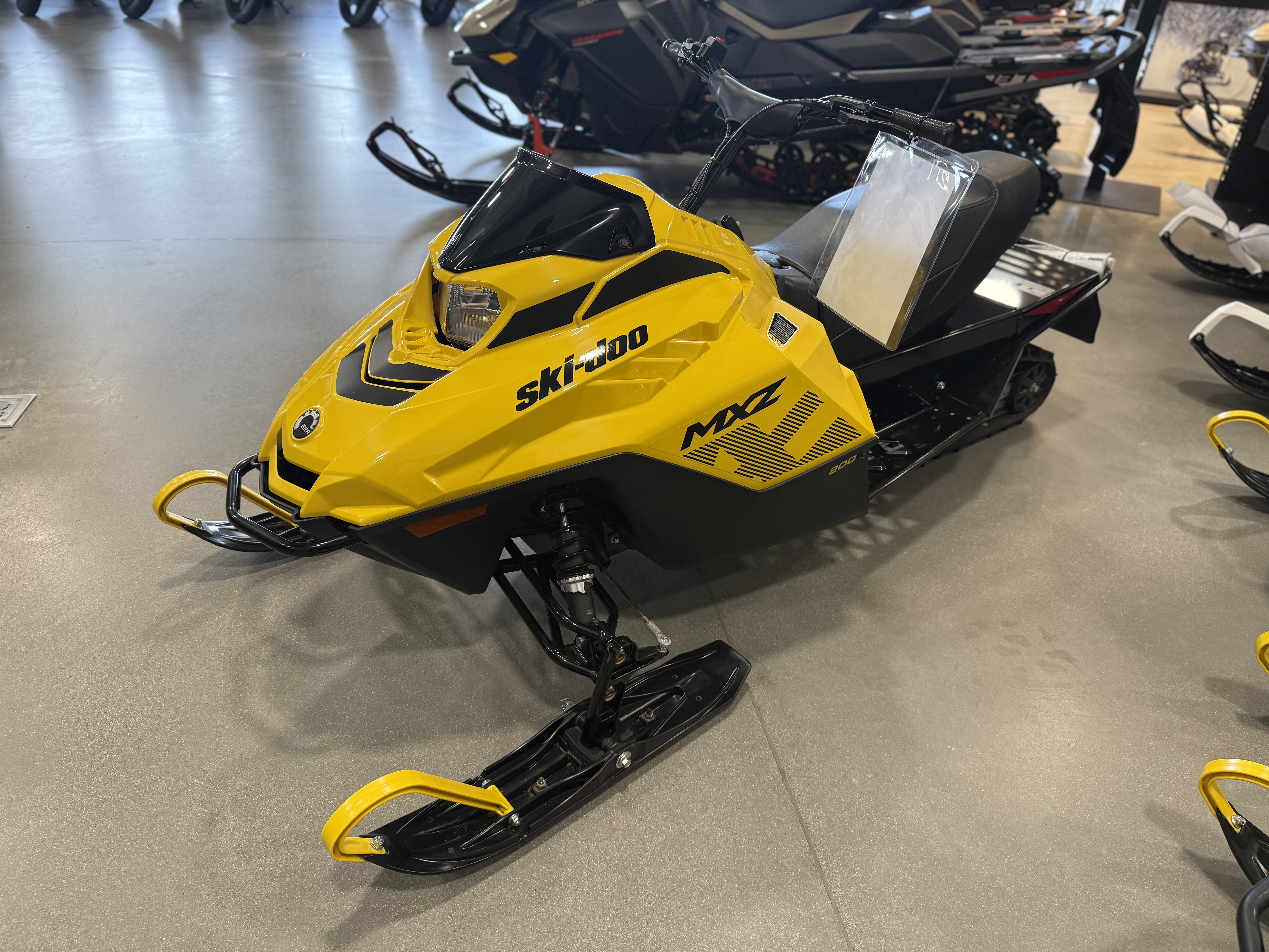 2026 Ski-Doo MXZ 200 ES Cobra 1.0 2