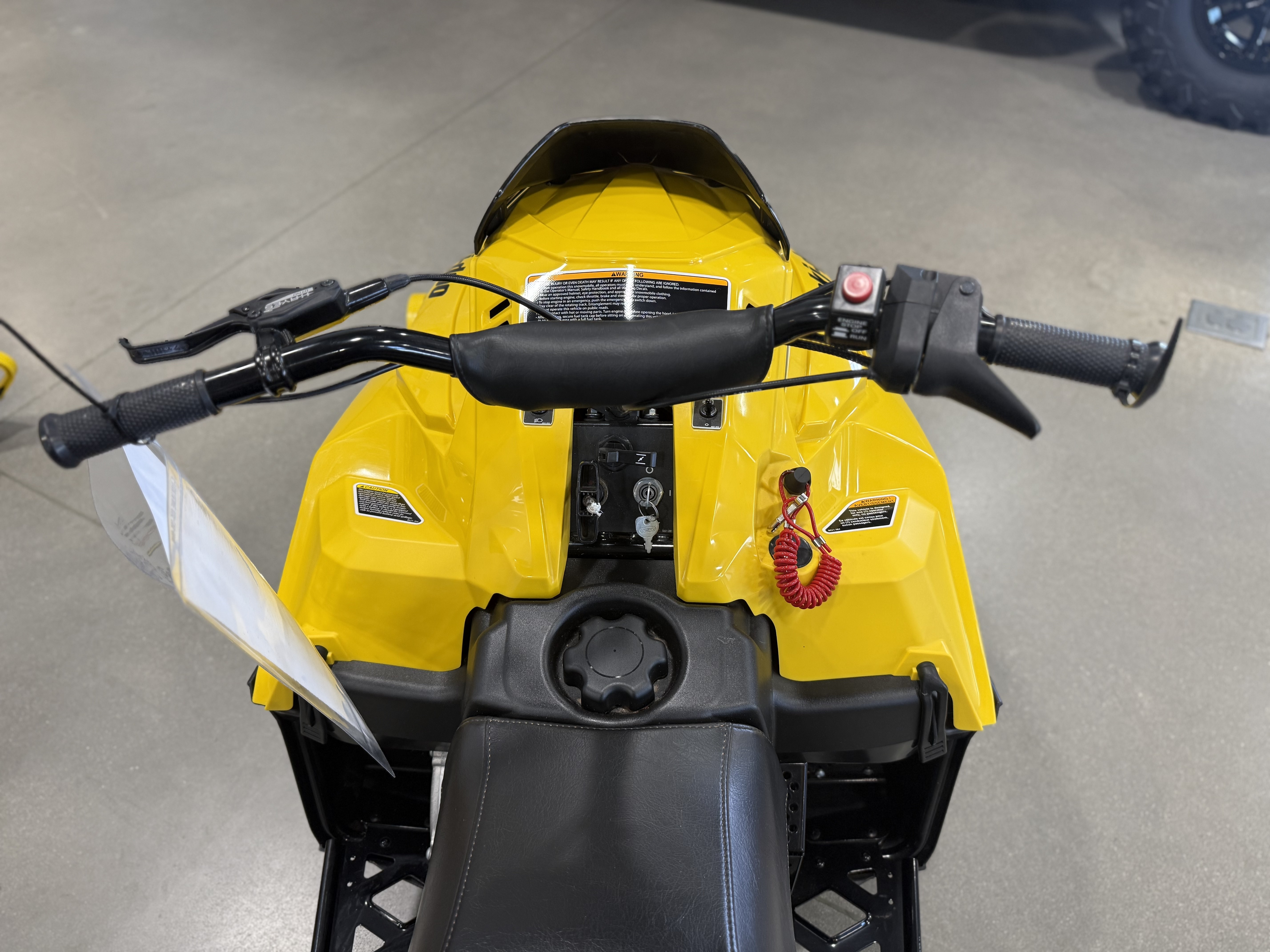 2026 Ski-Doo MXZ 200 ES Cobra 1.0 5