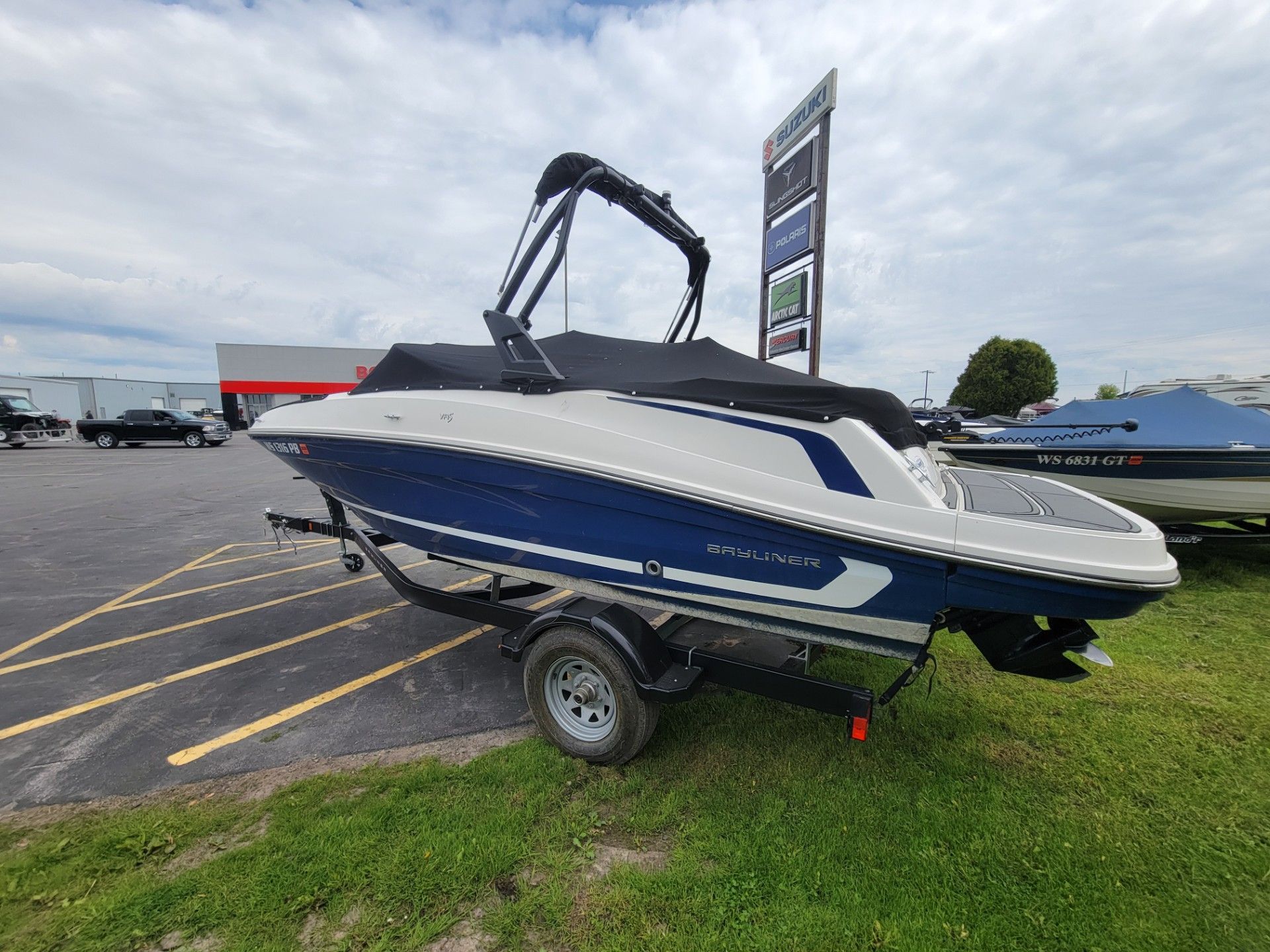 2020 Bayliner VR5 Bowrider I/O in Kaukauna, Wisconsin - Photo 7