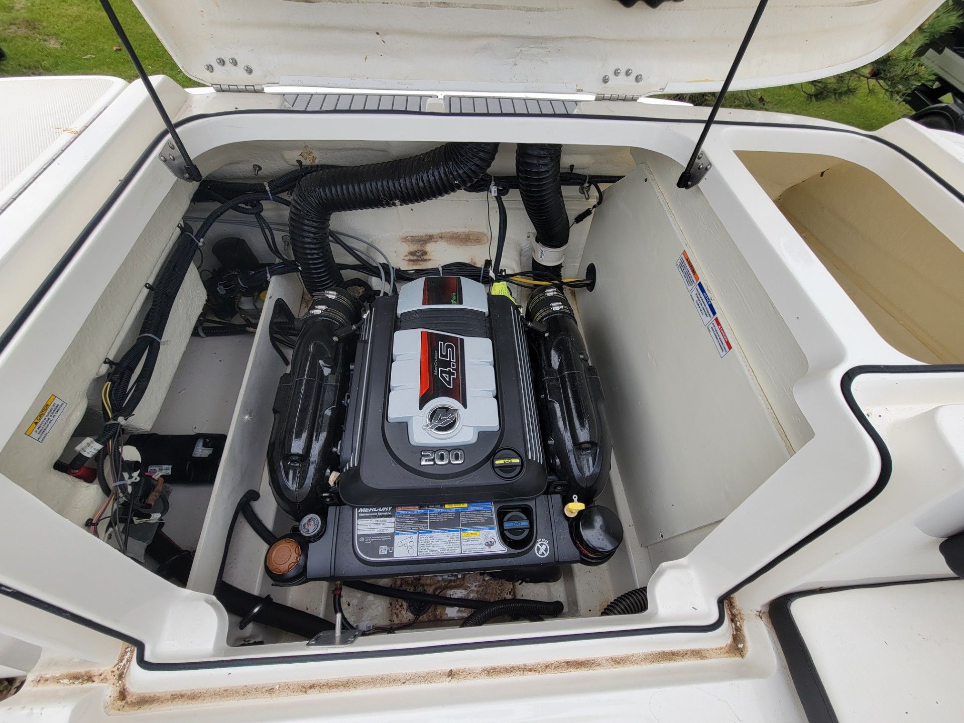 2020 Bayliner VR5 Bowrider I/O in Kaukauna, Wisconsin - Photo 29