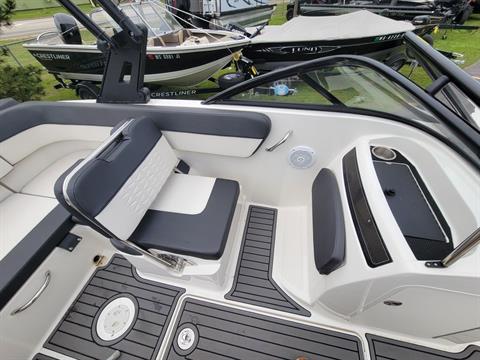 2020 Bayliner VR5 Bowrider I/O in Kaukauna, Wisconsin - Photo 16