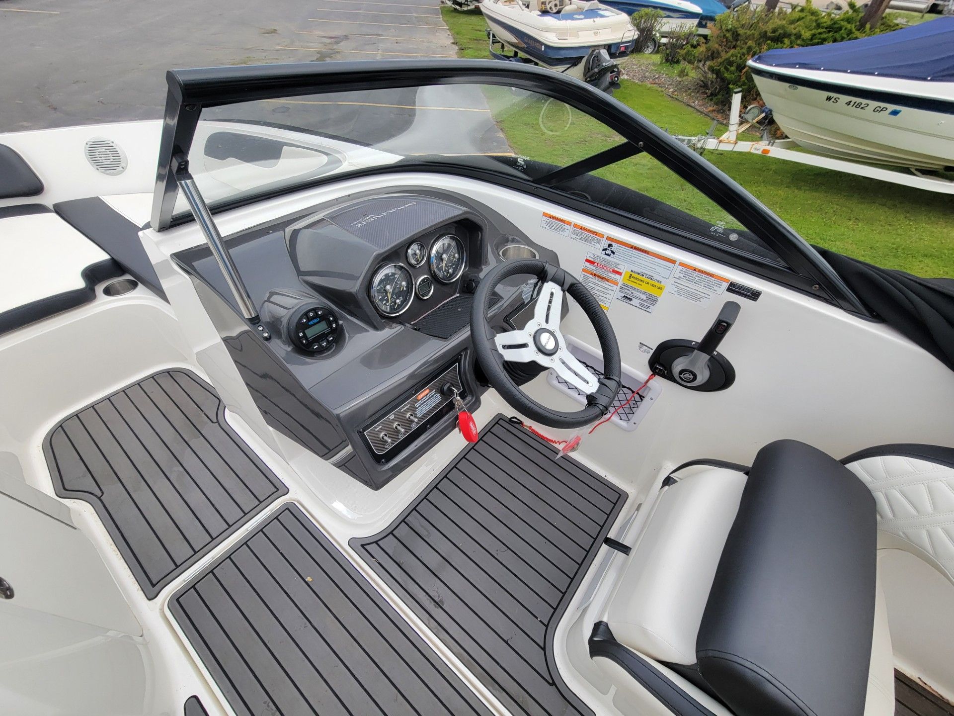2020 Bayliner VR5 Bowrider I/O in Kaukauna, Wisconsin - Photo 20