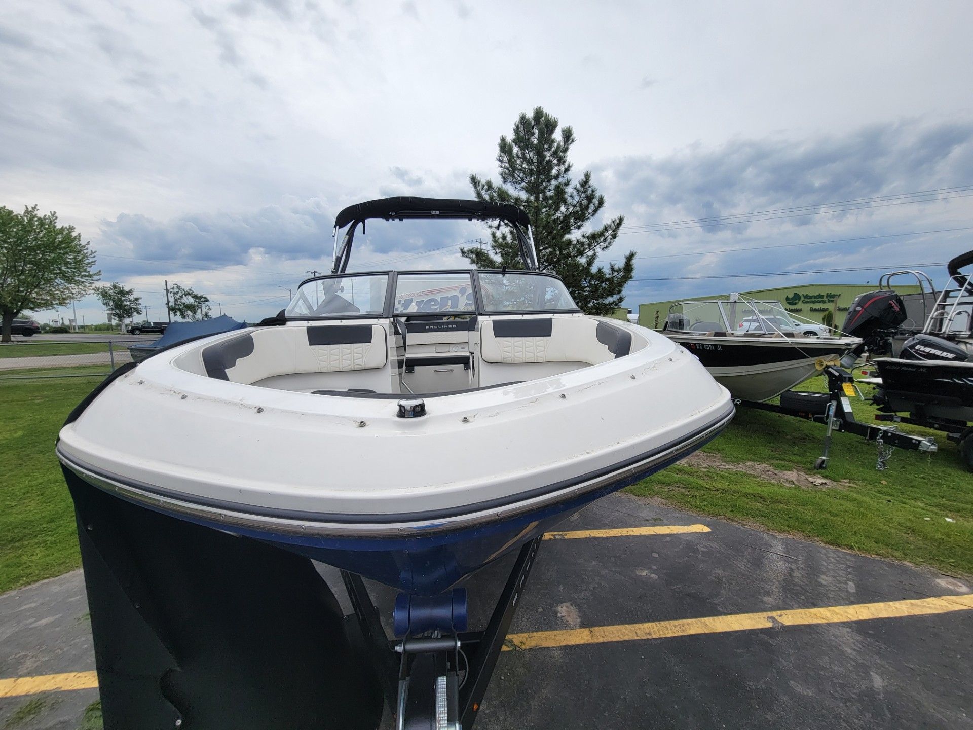 2020 Bayliner VR5 Bowrider I/O in Kaukauna, Wisconsin - Photo 3