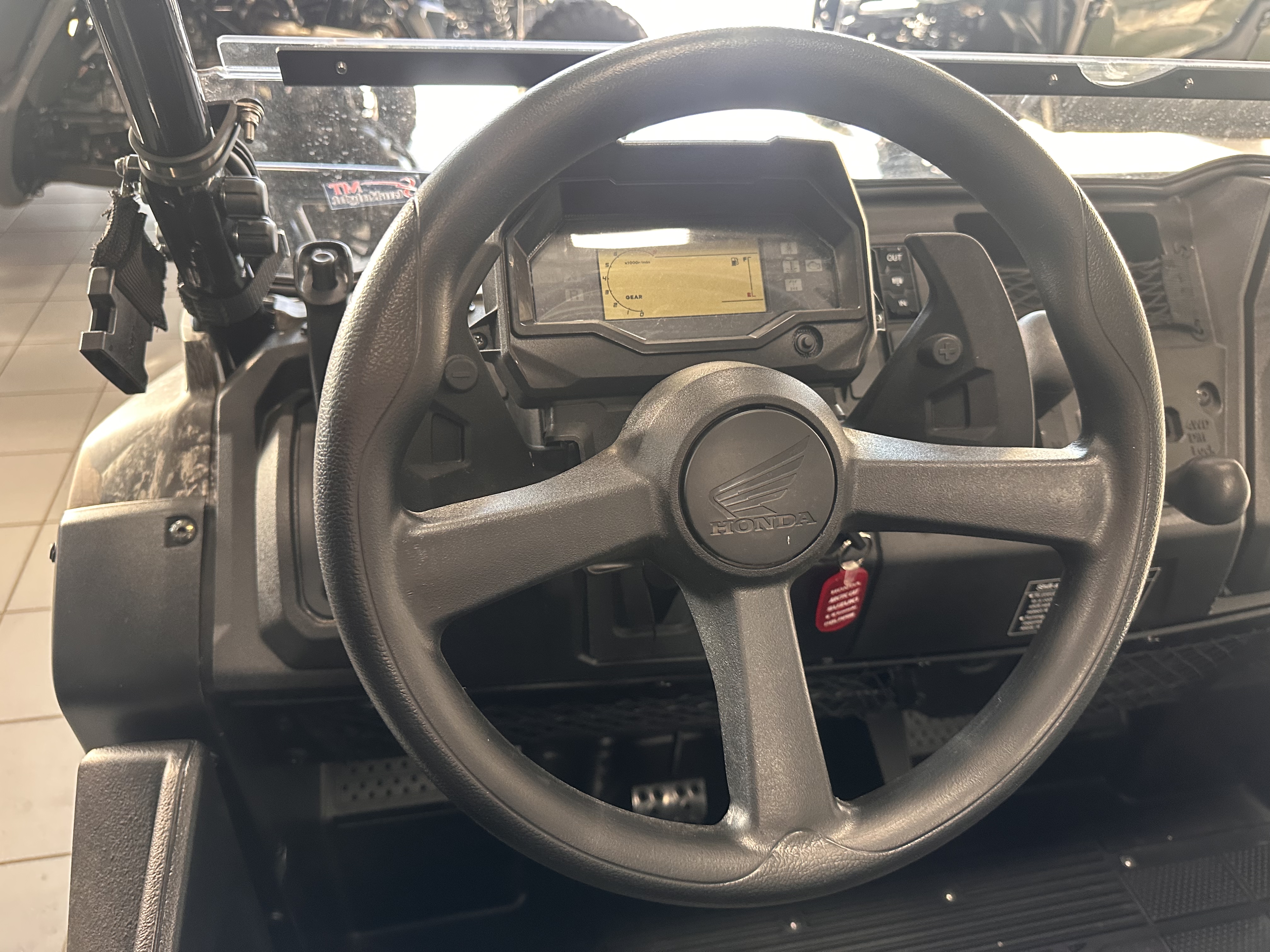 2025 Honda Pioneer 700-4 Forest in Kaukauna, Wisconsin - Photo 5