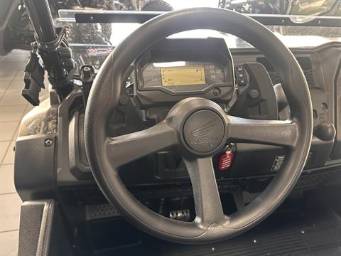 2025 Honda Pioneer 700-4 Forest in Kaukauna, Wisconsin - Photo 5
