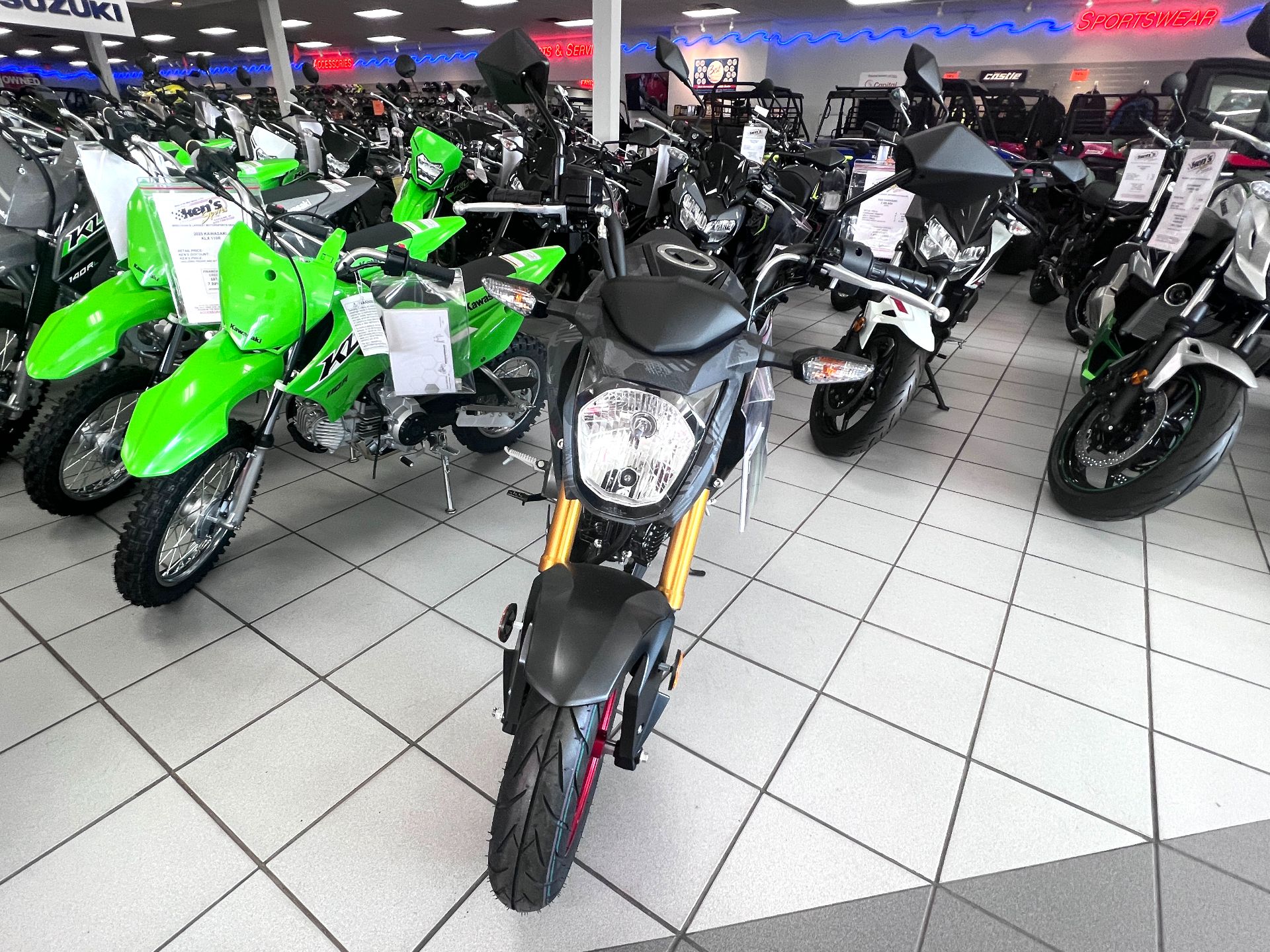 New 2024 Kawasaki Z125 Pro | Motorcycles in Kaukauna WI | 32158