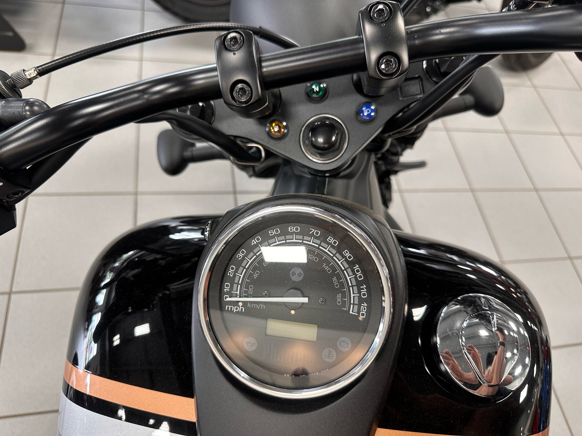 2024 Honda Shadow Phantom in Kaukauna, Wisconsin - Photo 5