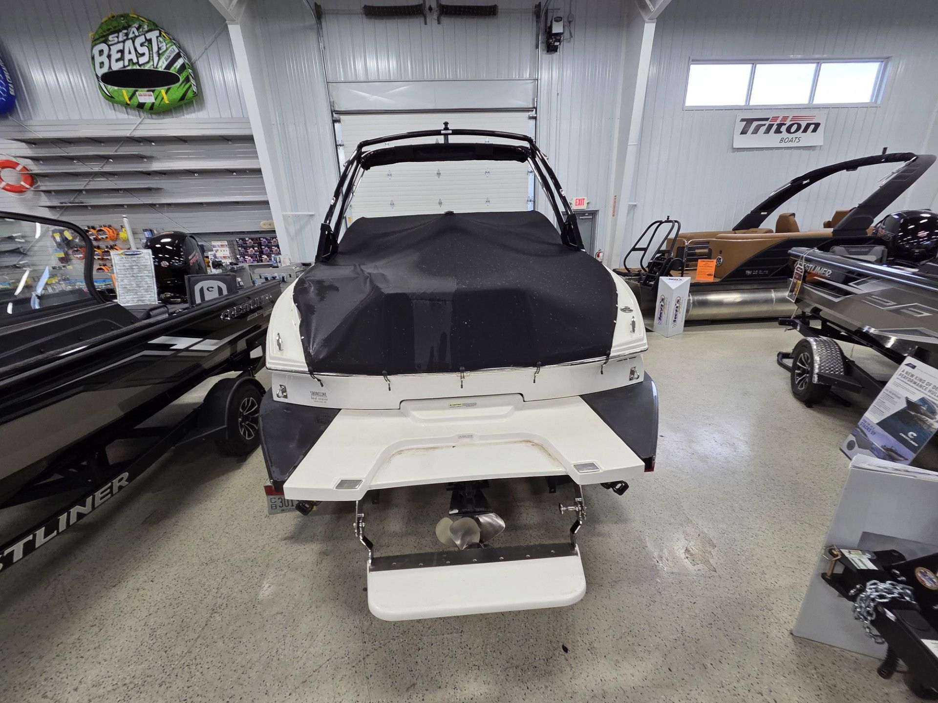 2023 Cobalt CS23 in Kaukauna, Wisconsin - Photo 3