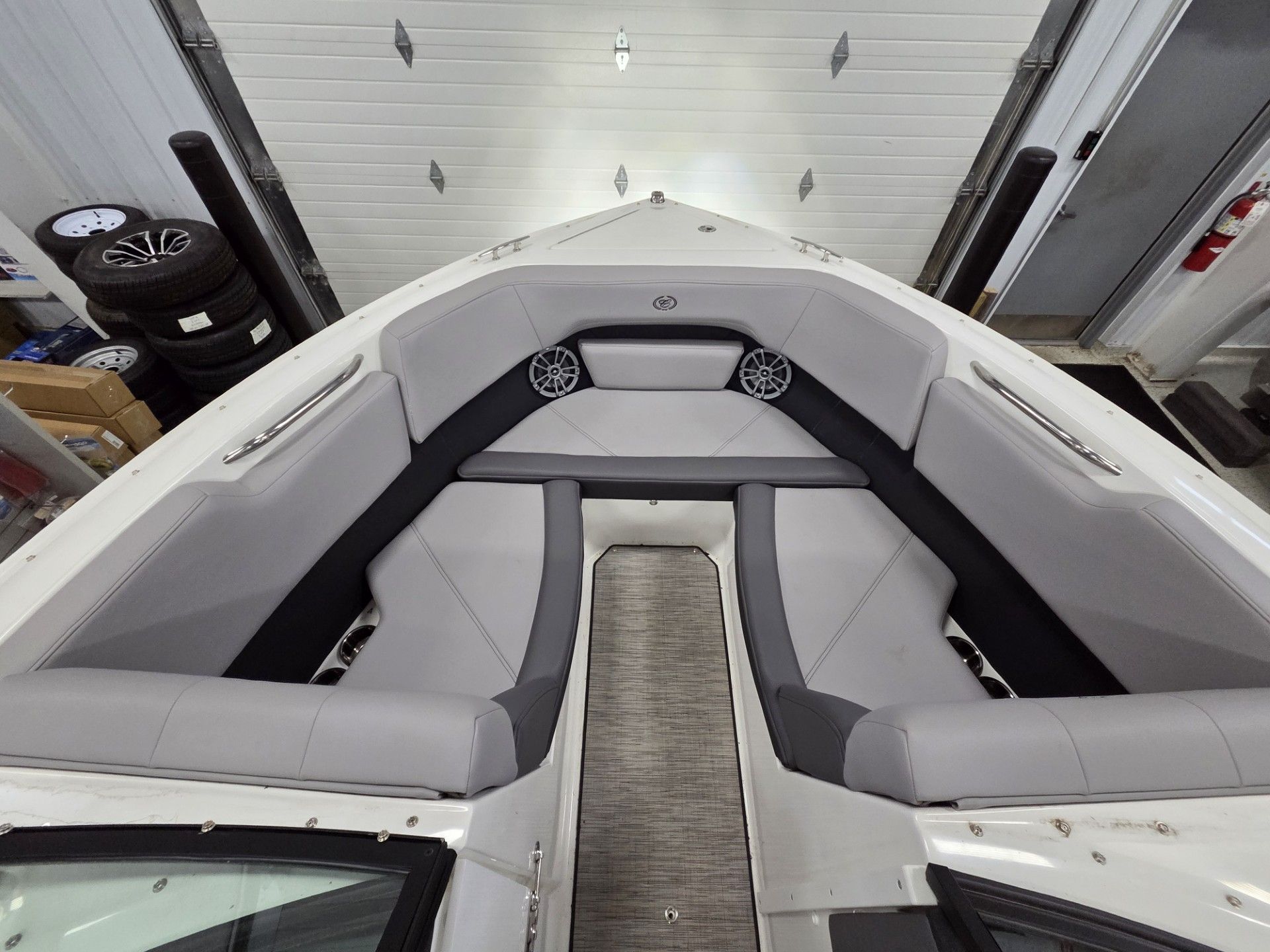 2023 Cobalt CS23 in Kaukauna, Wisconsin - Photo 29