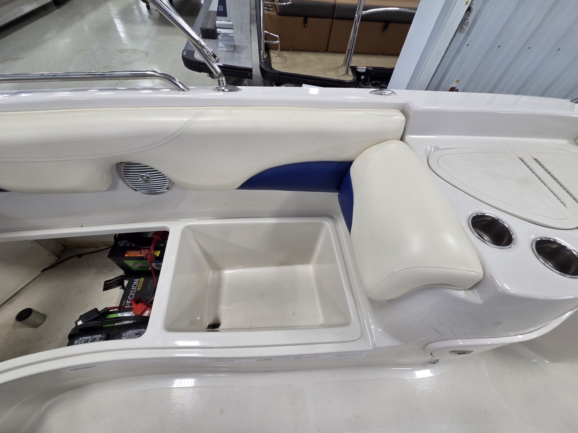 2010 Tahoe 215 Xi in Kaukauna, Wisconsin - Photo 18